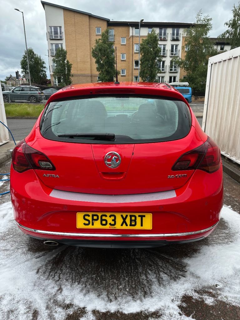 Vauxhall, ASTRA, Hatchback, 2013, Manual, 1956 (cc), 5 doors