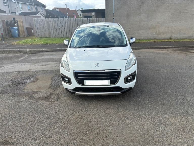 Peugeot, 3008, Hatchback, 2015, Manual, 1560 (cc), 5 doors