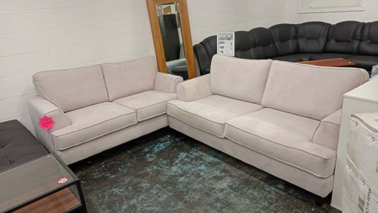 £749 Brand New Light Grey Fabric 3 + 2 Sofa Set
