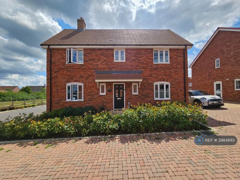 4 bedroom house in Snowdrop Avenue, Norwich, NR4 (4 bed) (#2984893)