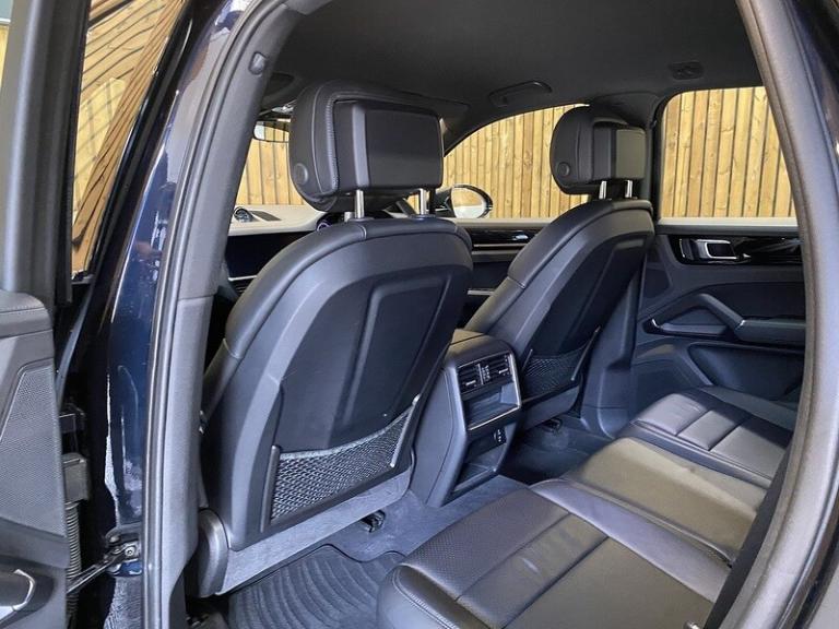 2022 Porsche Cayenne V6 E-Hybrid SUV HYBRID Automatic