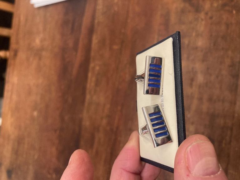 Cuff links, 