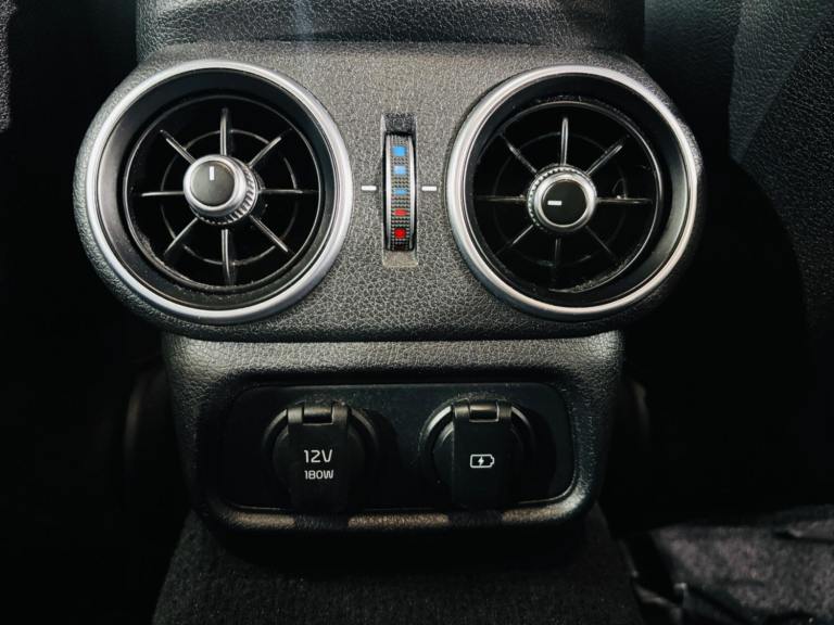 2019 Kia Stinger 2.2 CRDi GT-Line Gran Turismo Auto Euro 6 (s/s) 5dr HATCHBACK Diesel Automatic