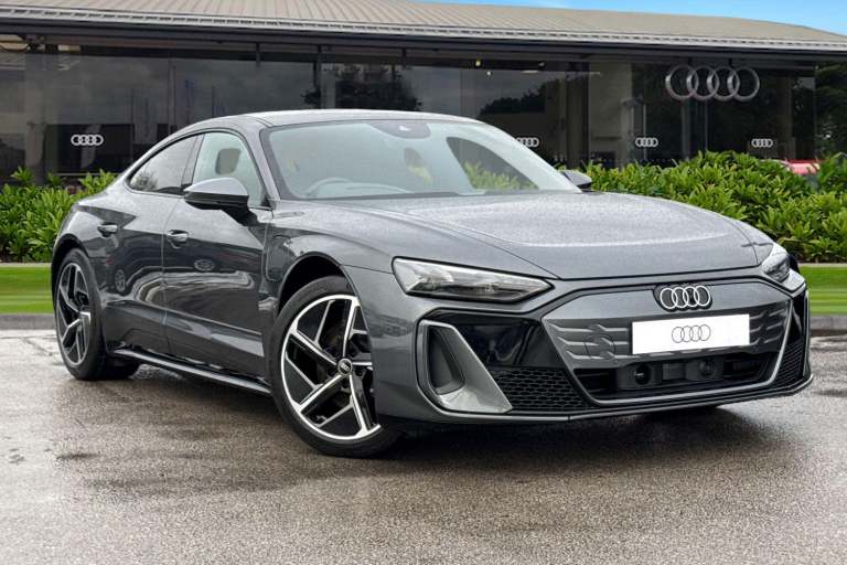 2026 Audi e-tron GT 105kWh Auto quattro 4dr Saloon Automatic