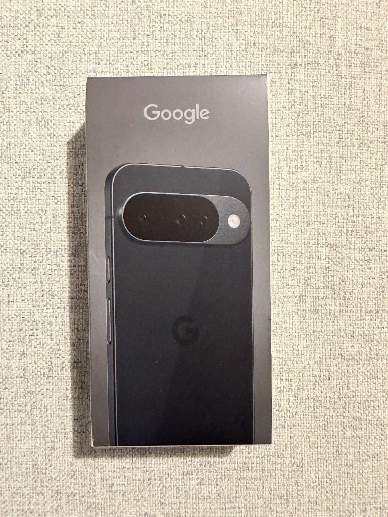 Google Pixel 10 Obsidian 256GB (Unlocked)