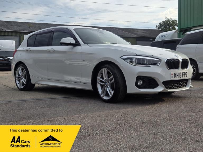 2016 BMW 118I M SPORTS AUTO FRESH IMPORT WARRENTED MILEAGE Apple car play/Andoried Auto 5 door Ha...