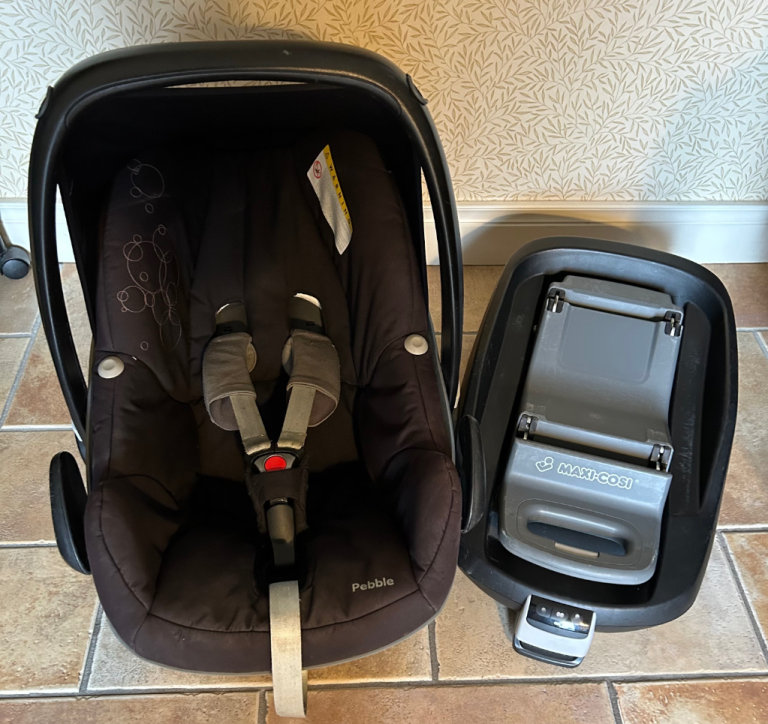 Pebble Car Seat & Familyfix isofix base