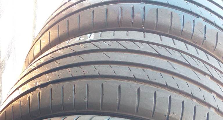 Car tyres 225 40 19 run flat tyres