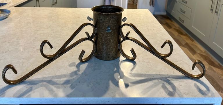 Metal Christmas Tree Holder