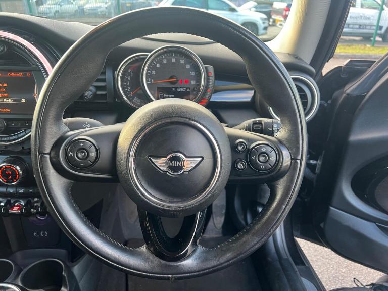 2015 MINI Hatch 1.5 Cooper D 3dr HATCHBACK DIESEL Manual