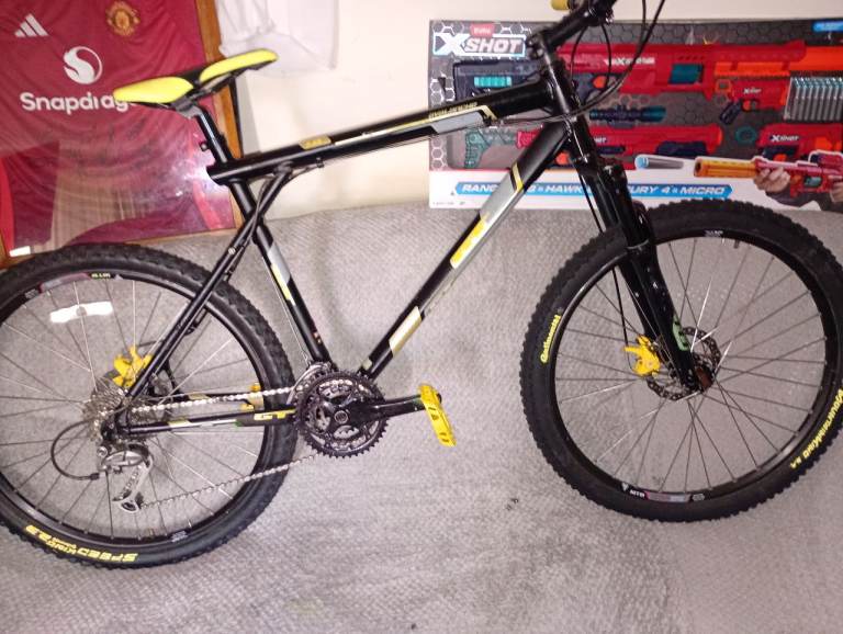 GT Mountain Bike - Black and Yellow, Good Condition