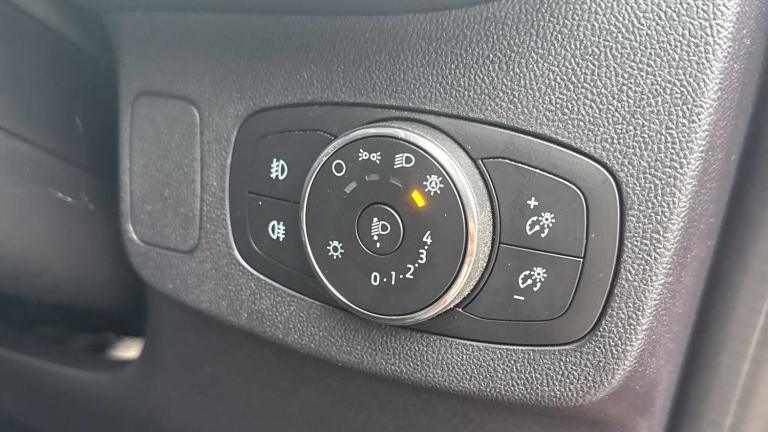 2022 Ford Puma 1.0 EcoBoost Hybrid mHEV Titanium 5dr Hatchback Petrol Manual