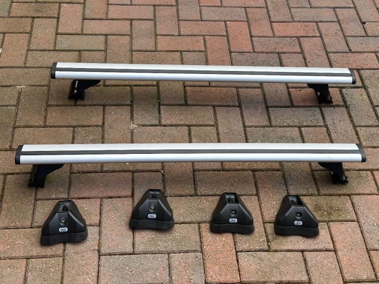 Seat Arona roof bars with locking kit