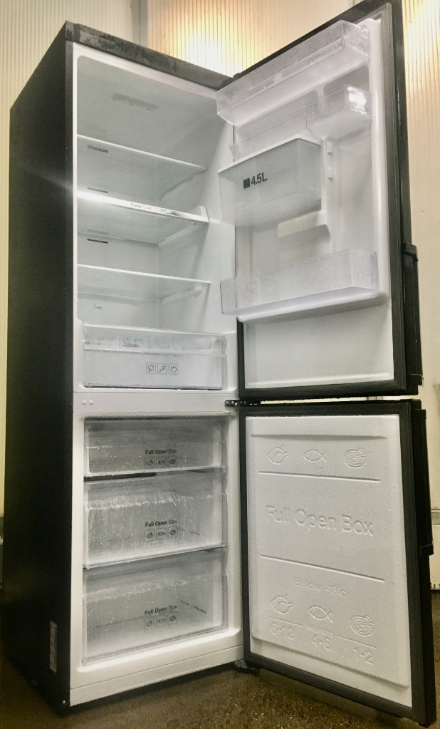 SAMSUNG ✨BLACK EXTRA CAPACITY FRIDGE FREEZER FREE DELIVERY 