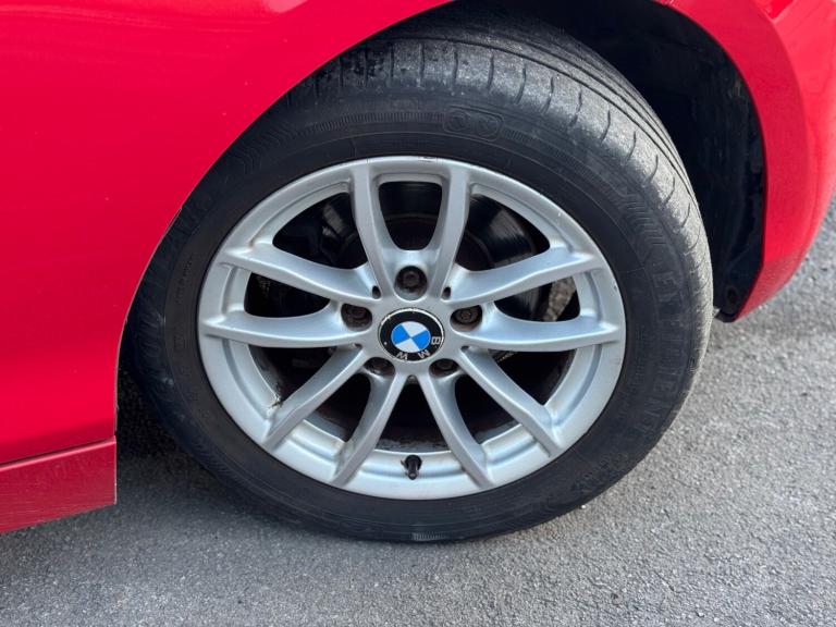 2013 BMW 1 Series 116d EfficientDynamics 5dr HATCHBACK Diesel Manual