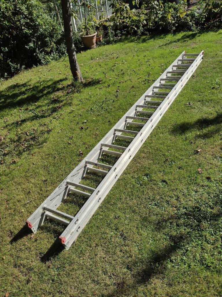 CLIMA 740 ALUMINIUM LADDER, FREE LOCAL DELIVERY 