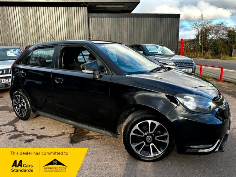 MG MG3 3 STYLE VTI-TECH - 1 PREVIOUS OWNER, SERVICE HISTORY, PARKING SENSORS