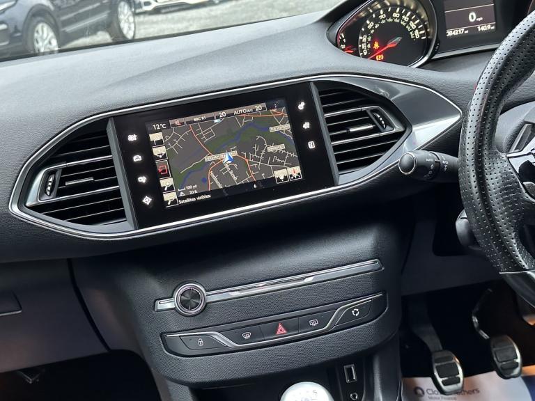 2015 Peugeot 208 2.0 BlueHDi GT-Line Diesel Manual 5 Door Estate Black