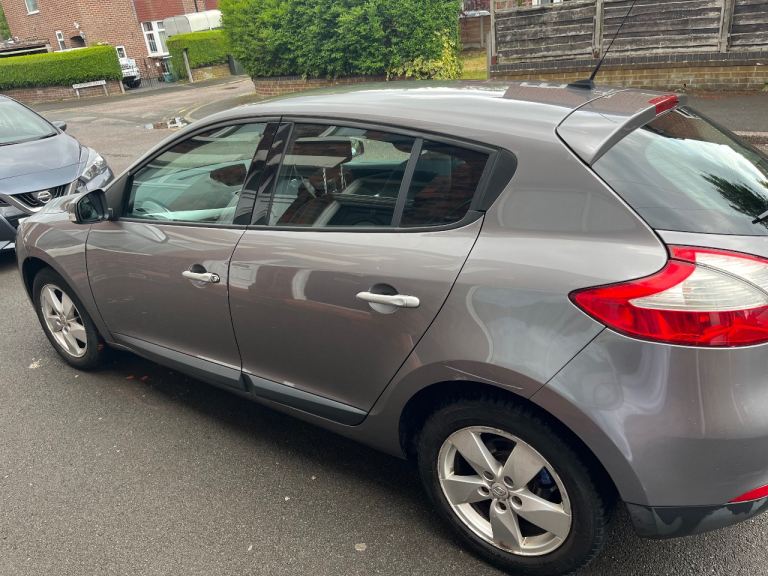 Renault, MEGANE, Hatchback, 2011, Manual, 1598 (cc), 5 doors