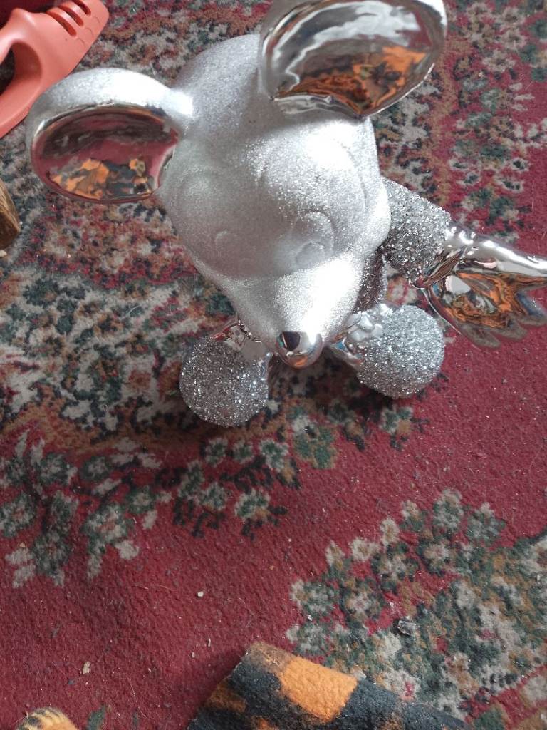 10 inch  glass Mickey mouse statue 