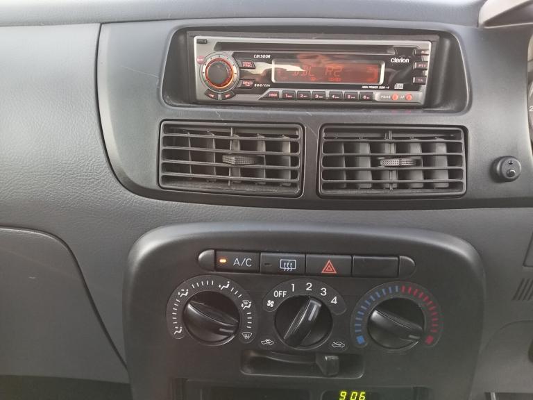 2004 DAIHATSU CHARADE 1.0 SL 5dr Auto SHOWROOM CONDITION