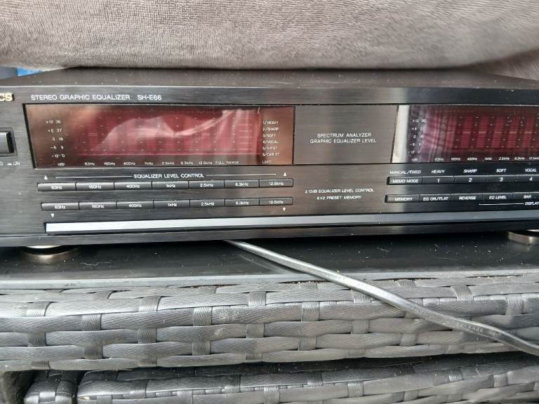 Technics Stereo Graphic Equalizer SH-E66 - Good Working Order