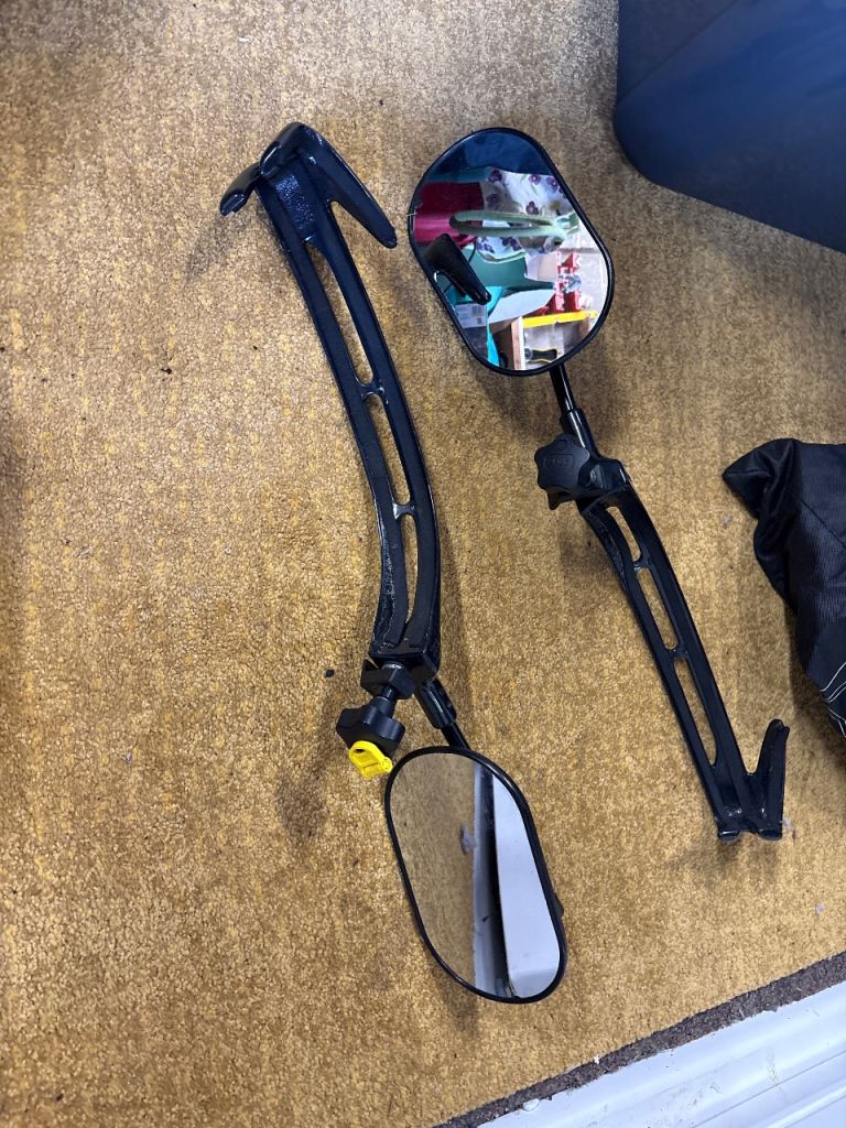 EMUK towing mirrors Audi Q5 used on a 20 & 23 model 