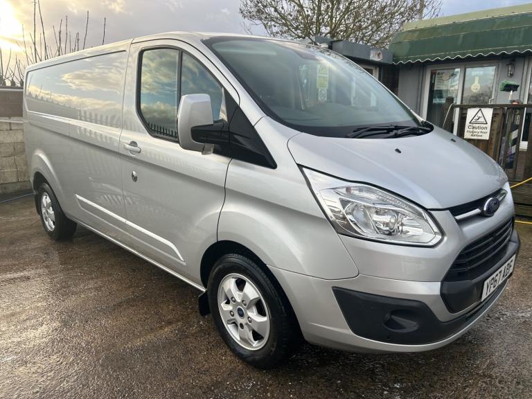 FORD TRANSIT CUSTOM 2.0 TDCi 290 Limited LWB 2017