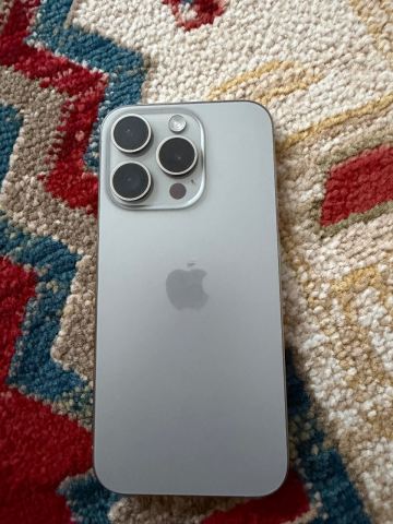 Apple iPhone 15Pro シルバー Apple iPhone 15 Pro (Silver) - Good Condition | in Whitchurch