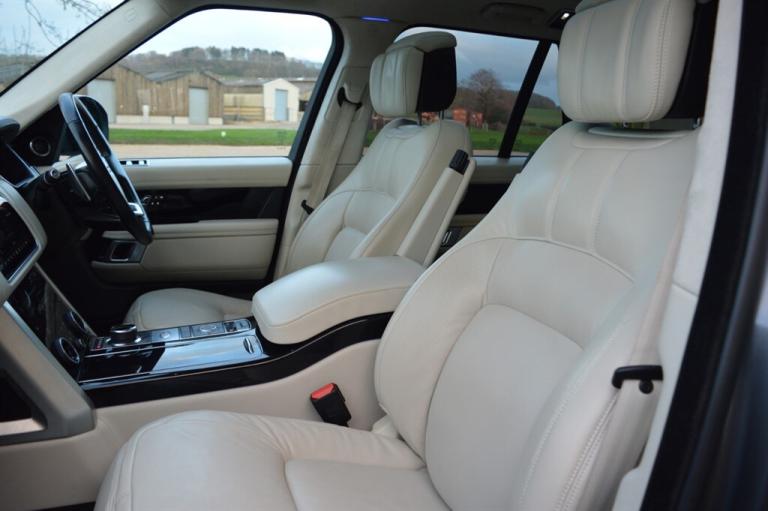 2018 Land Rover Range Rover 4.4 SDV8 Autobiography 4dr Auto ESTATE DIESEL Automatic