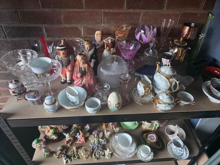 Large Collection of Vintage Ornaments, Tea Sets & Glassware