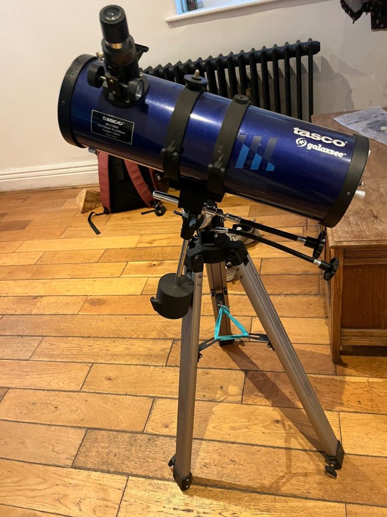 Tasco Galaxsee 46-114500 Telescope with Tripod – Good Condition