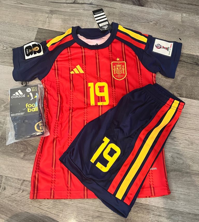 Adidas Spain Football Kit - New with Tags. Size 8-9 years old