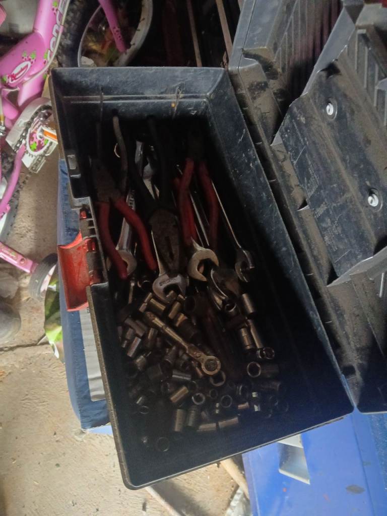 Toolbox with various hand tools – Good Condition