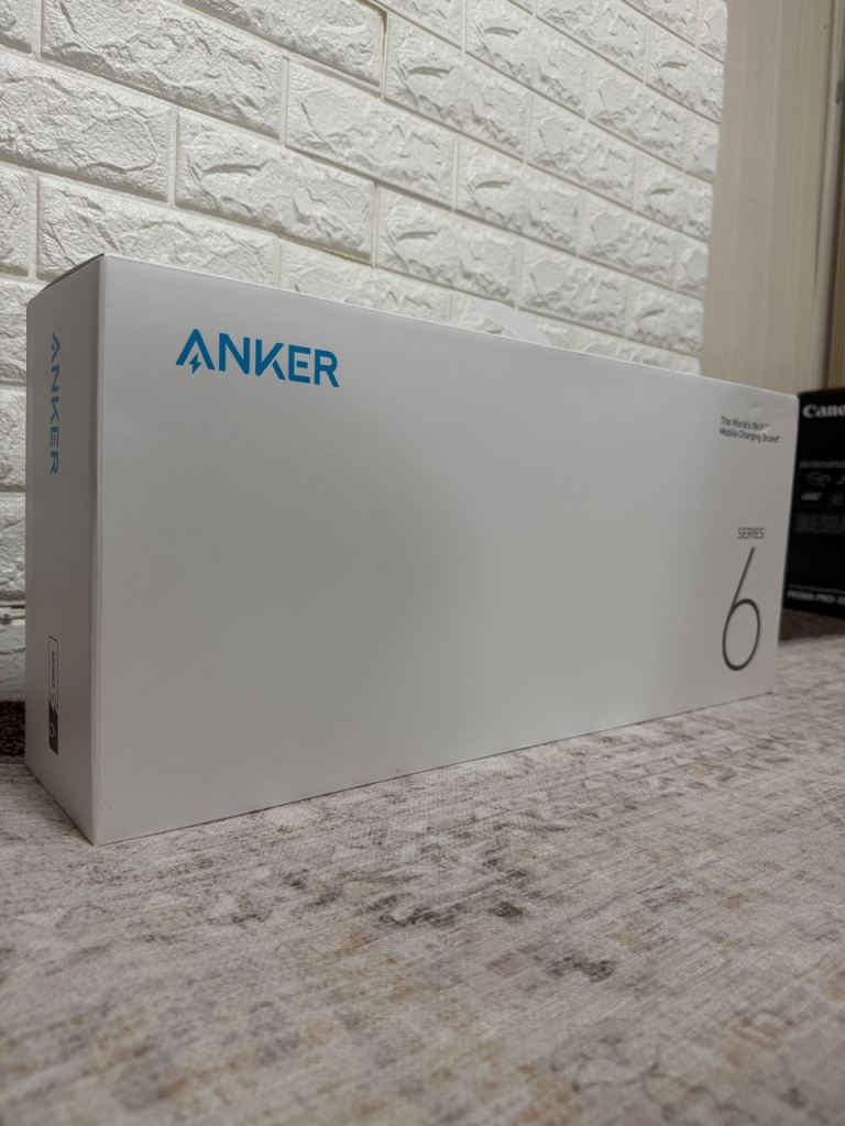 Anker 675 USB-C Docking Station 12-in-1 Monitor Stand – Brand New