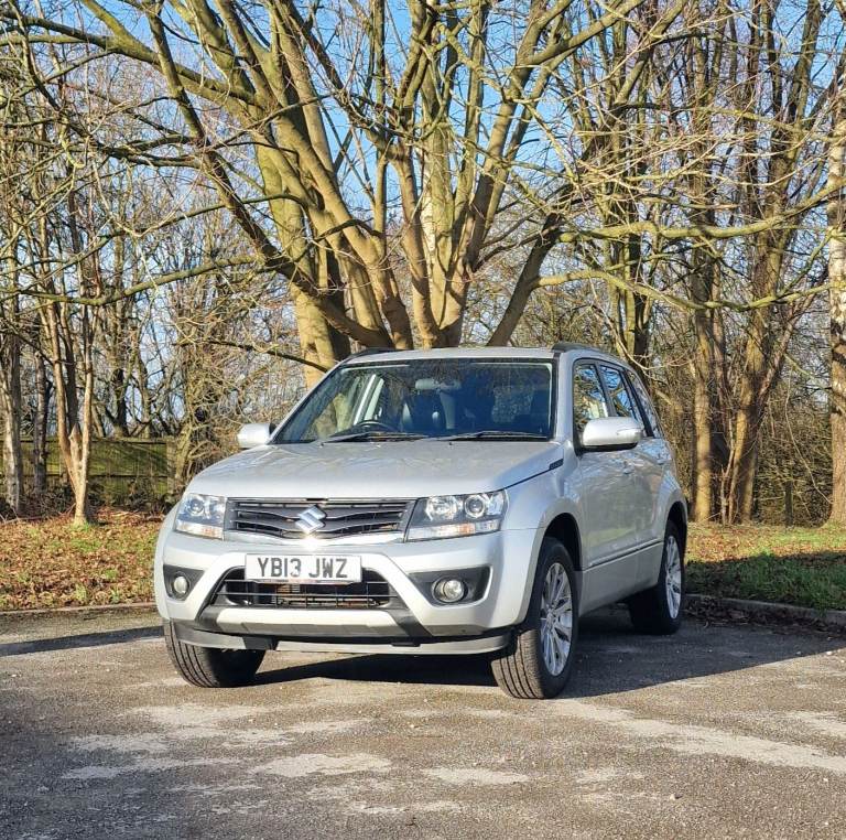 Suzuki, GRAND VITARA, Estate, 2013, Manual, 2393 (cc), 5 doors
