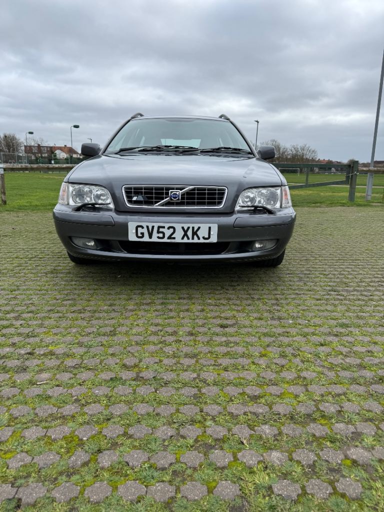 Volvo, V40, Estate, 2002, Other, 1948 (cc), 5 doors