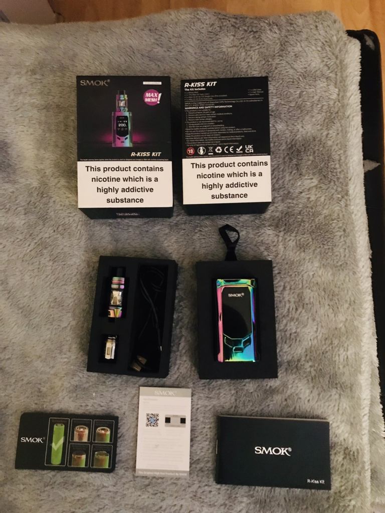 Smok R-Kiss Kit