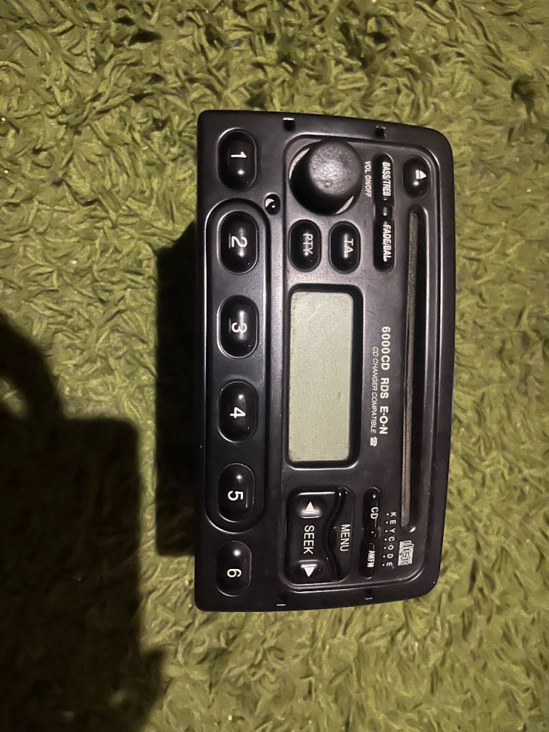 Ford transit 2006 radio and cd