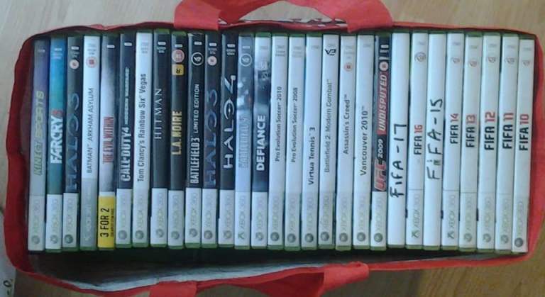 3 available xbox 360 + 10 games of your choice 