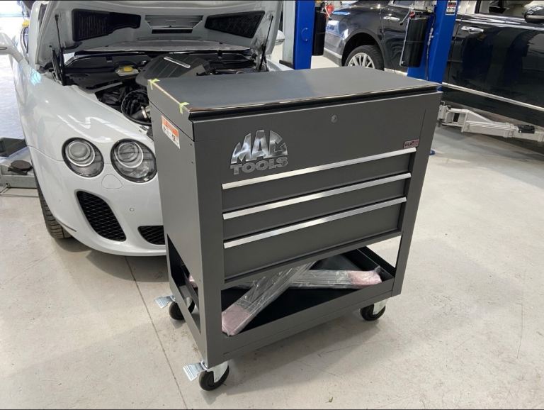  MAC TOOLS 3-Drawer Utility Cart w/ Full Lid Carbon Gray cabinet toolbox