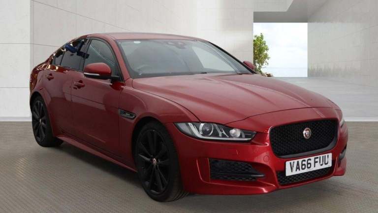 2017 Jaguar XE 2.0d R-Sport Auto Euro 6 (s/s) 4dr SALOON Diesel Automatic