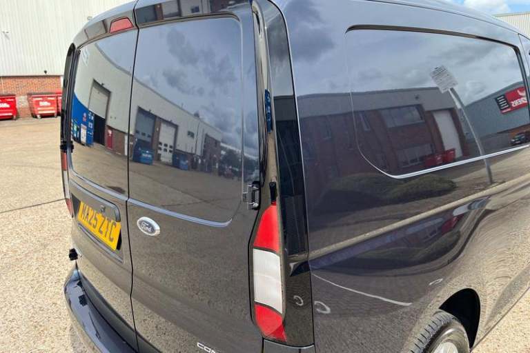 2025 Ford Transit Connect 220 Limited L1 SWB 2.0 EcoBlue 102ps Manual Panel Van Diesel Manual