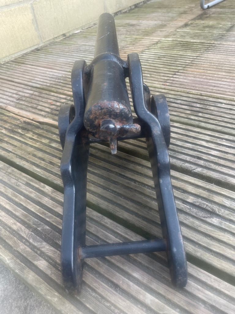 Small Cast Iron Cannon Ornament - Fair Condition