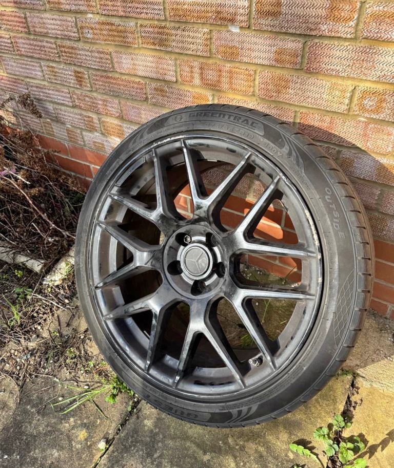 Mercedes-AMG 19” Alloy Wheel