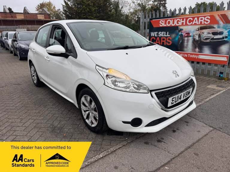 2014 Peugeot 208 1.2 VTi Access+ 5dr HATCHBACK Petrol Manual