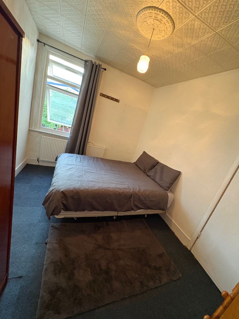 Double room to rent 