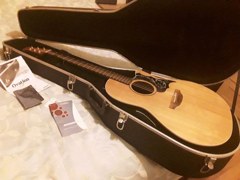 USA Ovation balladeer 