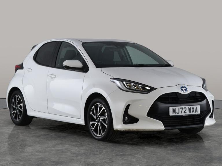 2022 Toyota Yaris 1.5 VVT-h Design Hatchback 5dr Petrol Hybrid E-CVT Euro 6 (s/s) (116 ps) -  Hat...