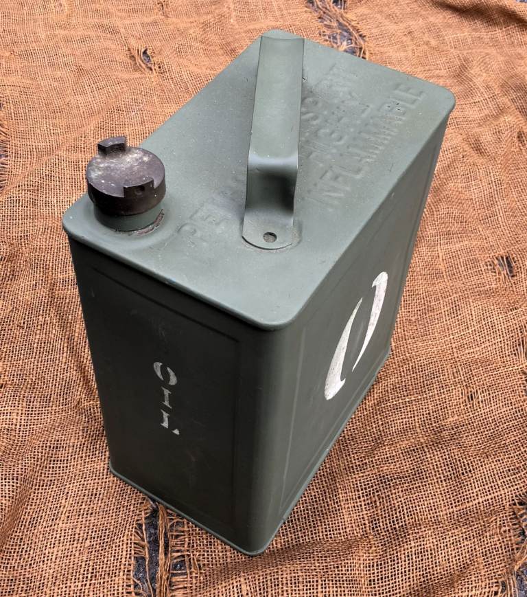 RARE VINTAGE ARMY GALLON PETROL VALOR STEEL CAN OIL MILITARY ARMOURED VEHICLE WAR MILITARIA JEEP AFV